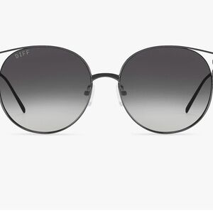 NWT diff Rory Black Grey Gradient Sunglasses